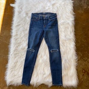 Women’s skinny jeans